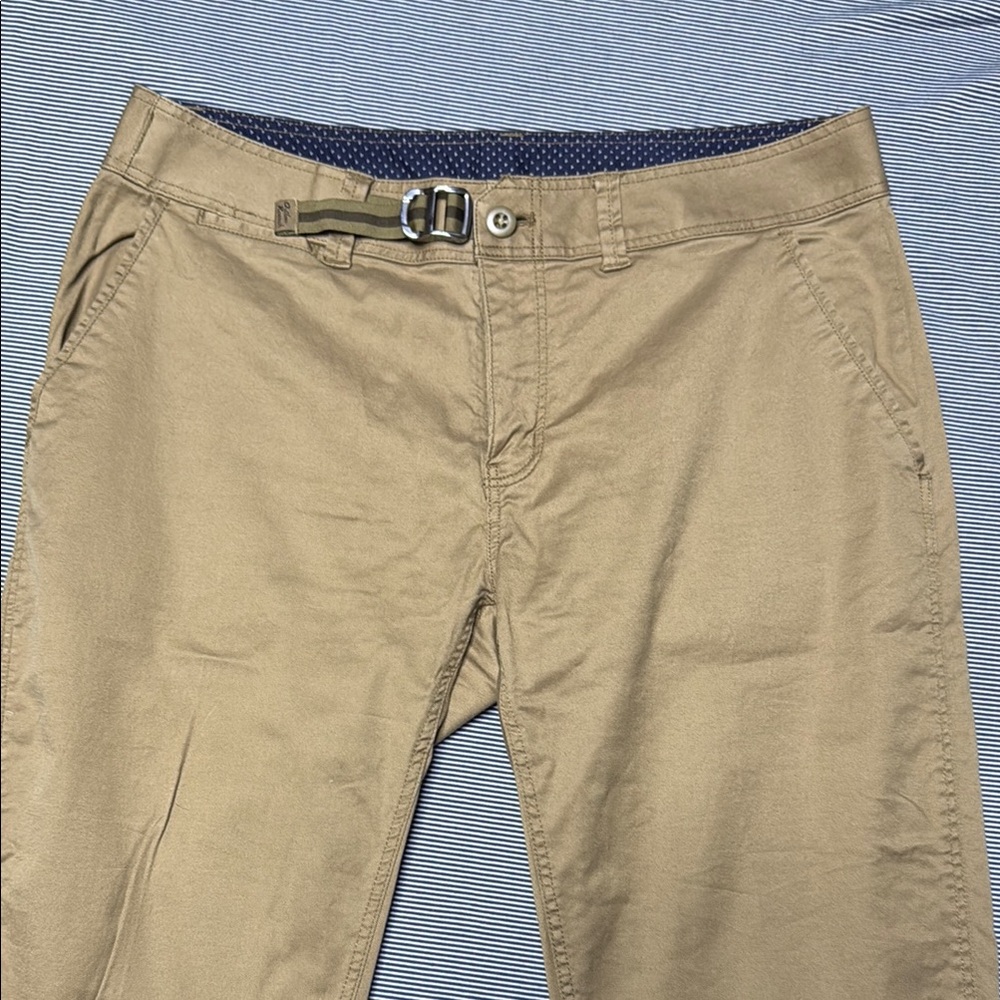 Like new Outdoor Research khaki pants